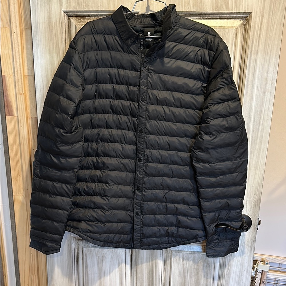 Armada Men's Black Puffer button up Jacket large